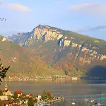 Appartamento Jungfrau In See- Und Bergnaehe, Modern, Mit Balkon Und Aussicht Fuer 4 Gaeste Spiez