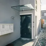 Apartment Jungfrau In See- Und Bergnaehe, Modern, Mit Balkon Und Aussicht Fuer 4 Gaeste *