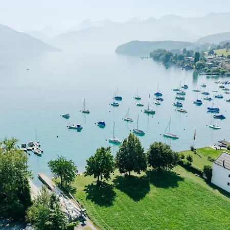Jungfrau In See- Und Bergnaehe, Modern, Mit Balkon Und Aussicht Fuer 4 Gaeste