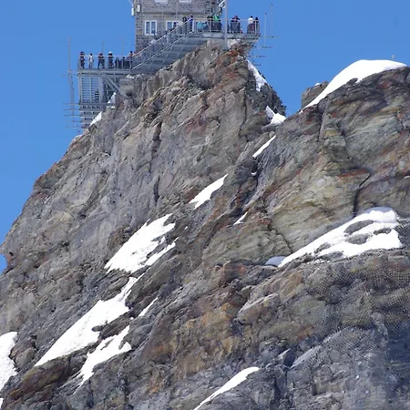 Apartment Apartment Jungfrau Near Lake And Mountain
