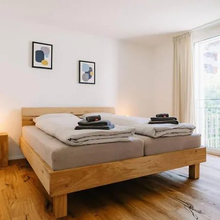 Jungfrau In See- Und Bergnaehe, Modern, Mit Balkon Und Aussicht Fuer 4 Gaeste Apartment *