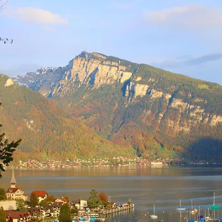 Apartment Jungfrau In See- Und Bergnaehe, Modern, Mit Balkon Und Aussicht Fuer 4 Gaeste Spiez